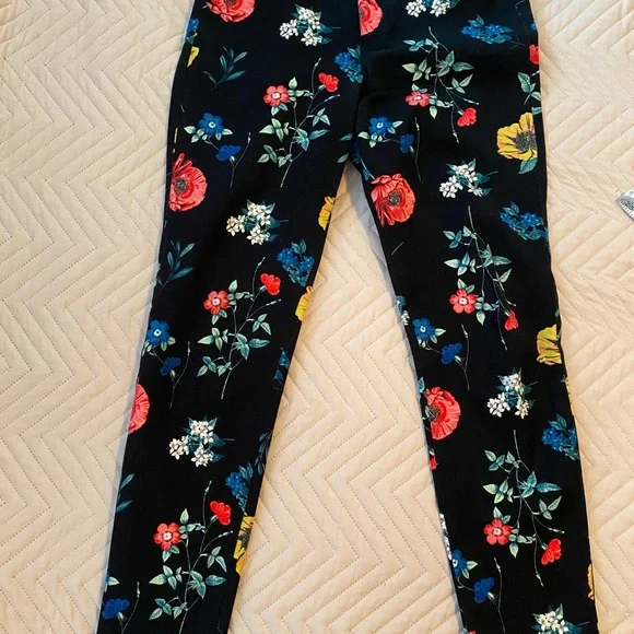 Cute Pixie Floral Pants, Size 2! - Picture 2 of 5